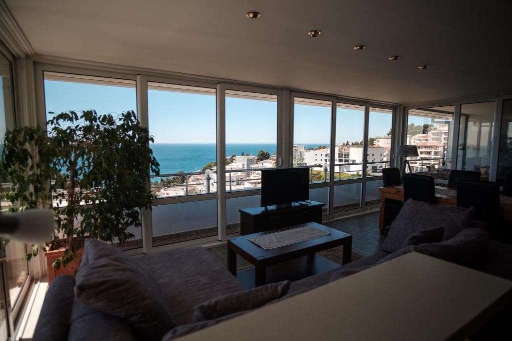 Hotel in Ulcinj - Photo 2