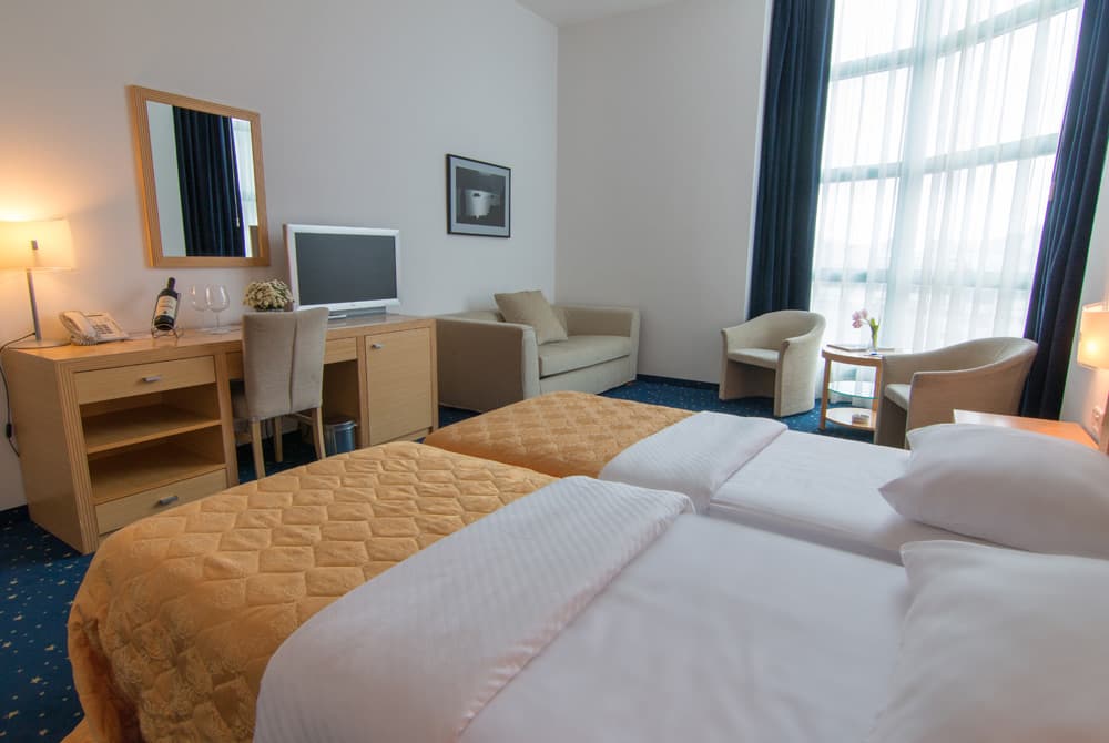 Hotel in Budva - Photo 0