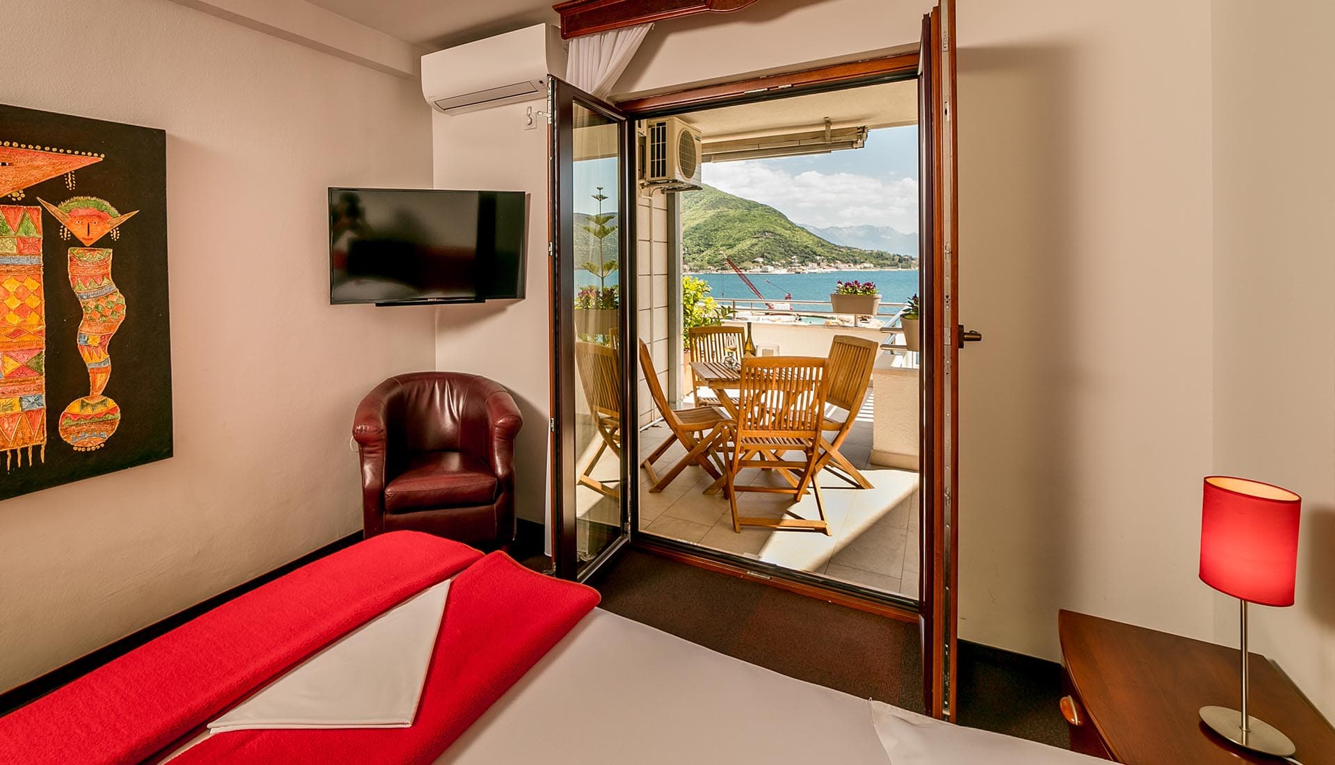 Apartment in Herceg Novi - Photo 2