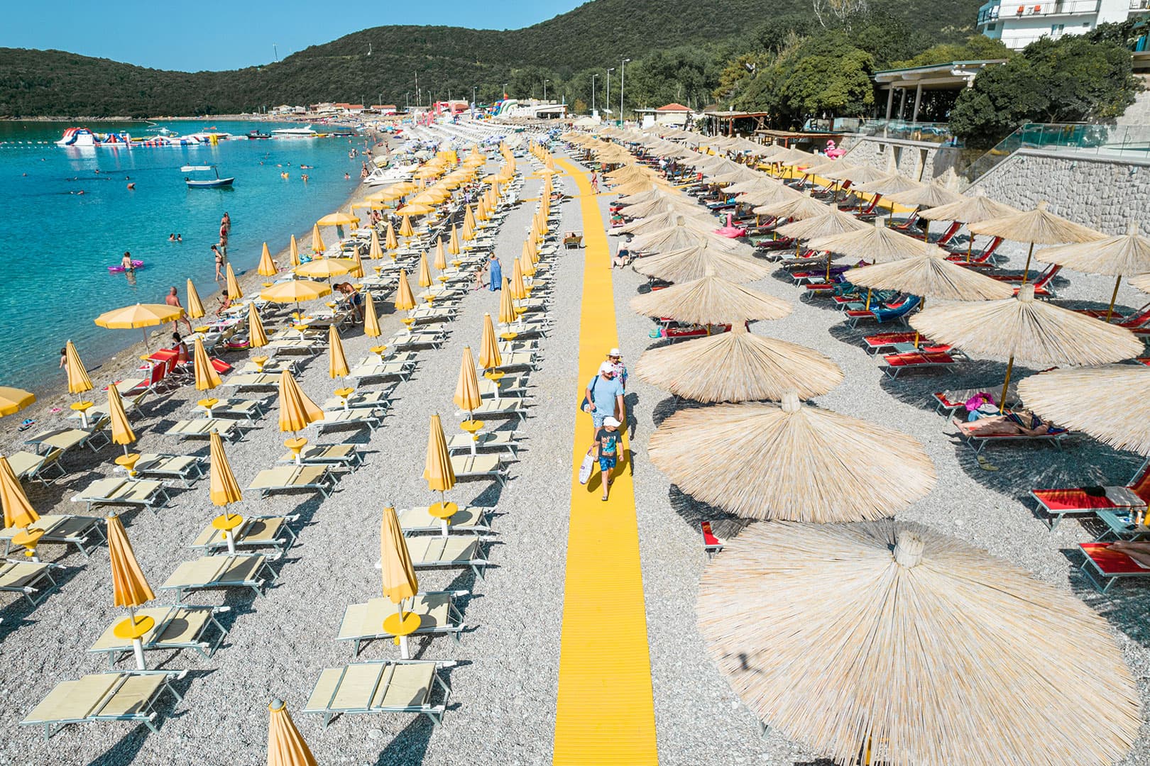 Hotel in Budva - Photo 5