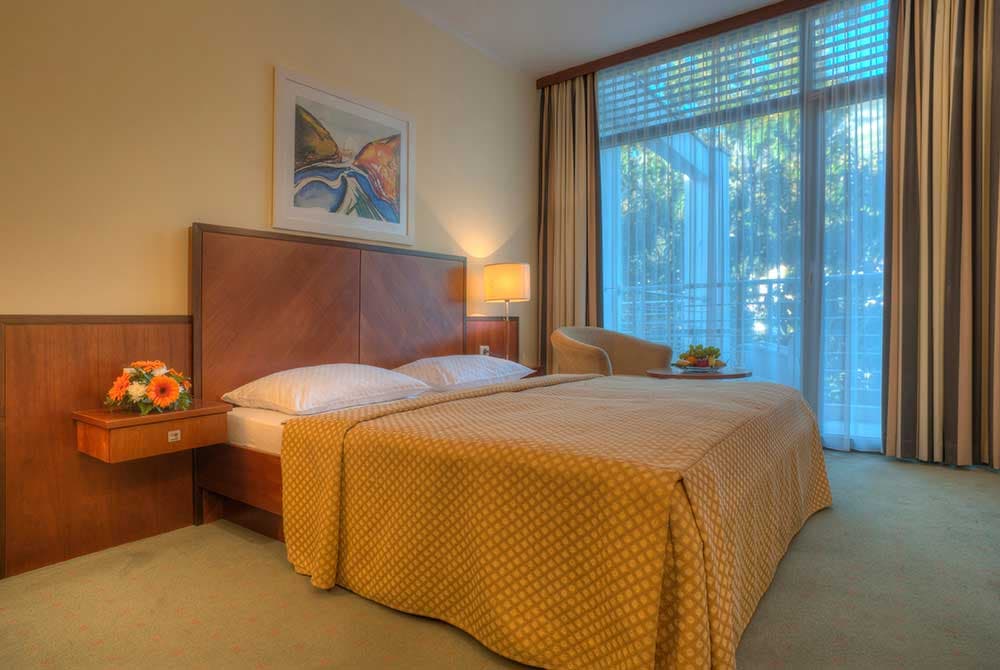 Hotel in Petrovac - Photo 3