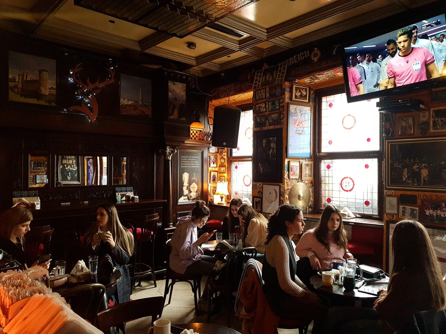 Ovo su Najbolji Barovi u Crnoj Gori