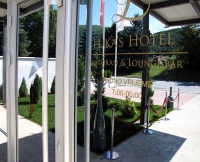 lukashotelberanelukas.jpg