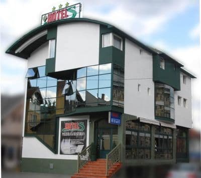 HOTEL S.jpg